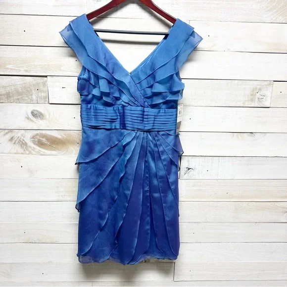 Adrianna Papell Dress Womens 8P Blue Tiered Layered Sleeveless V Neck Cocktail - Picture 1 of 13
